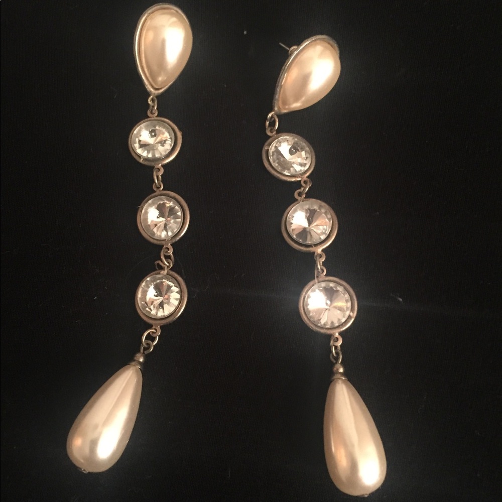 Vintage dangling earrings!